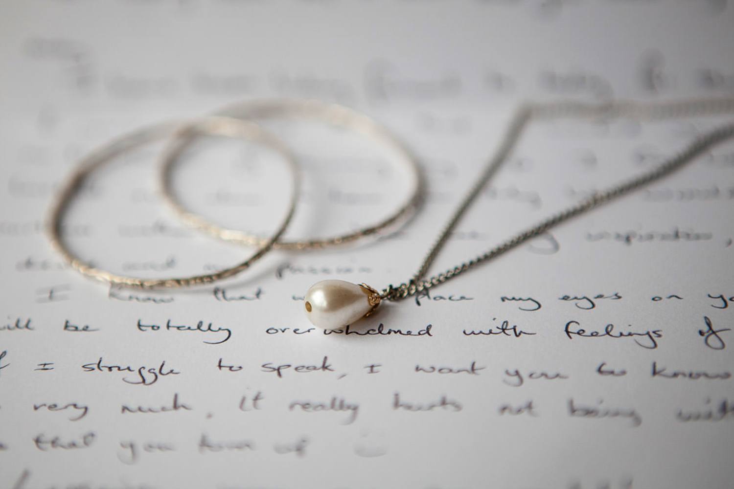 MorLove Wedding Photographer Inspiration Love Letter Pearls